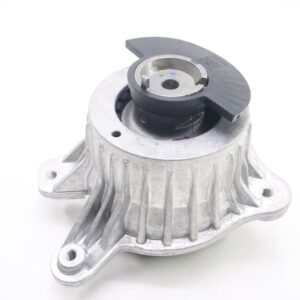 W205 ENGINE MOUNT
